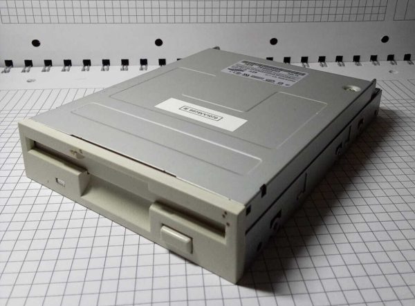 SAMSUNG FLOPPY DISK SFD-321B